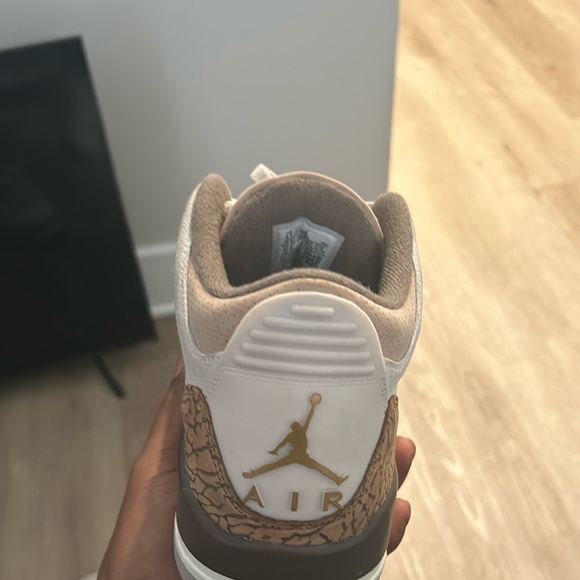 Used Jordan 3 worn twice